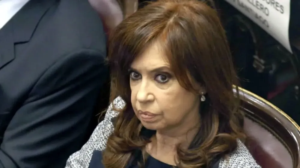 CFK-ENOJADA-TRES